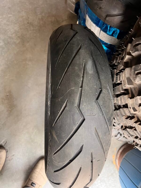 Pirelli Diablo Rosso III 180/55‑17 Rear Motorcycle Tire – Sport/Road Performance - Image 3