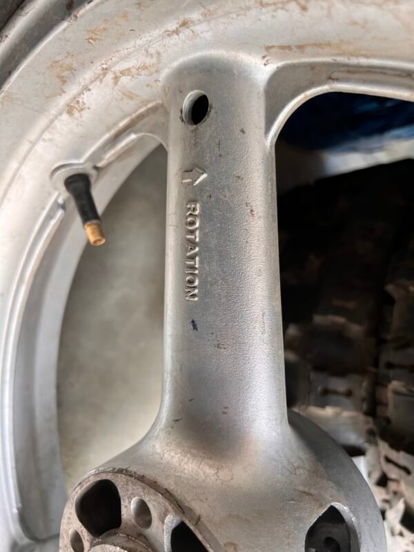 Unilli 130/70‑17 Q-Speed Motorcycle Tire (160 km/h Load Rating) - Image 2