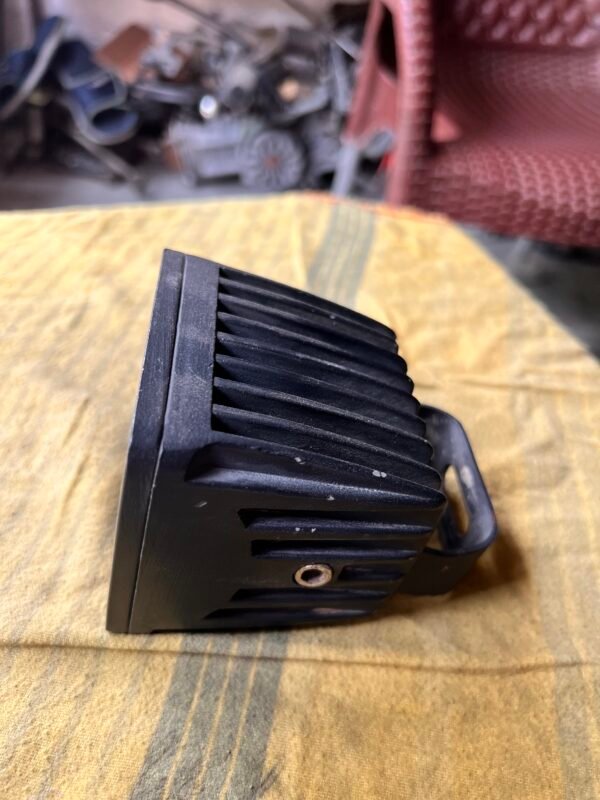 Factory Direct 20 W 4D Projector LED Cube Pod Lights – Universal Fit for Motorcycles & Off‑Road 12 V Vehicles - Image 3