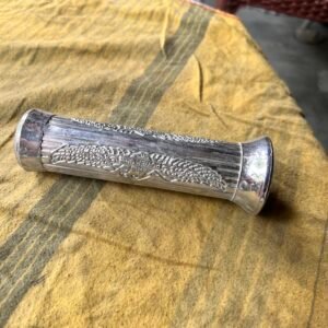 Antique Silver Motorcycle Throttle Grips – Vintage-Style Silver Accelerator Handles