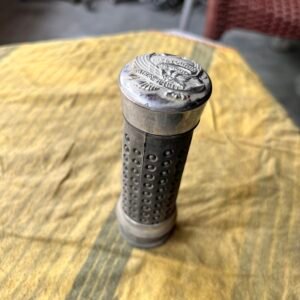 Antique Silver & Rubber Motorcycle Throttle Grip Set – Vintage-Style Accelerator Handles (22 mm)