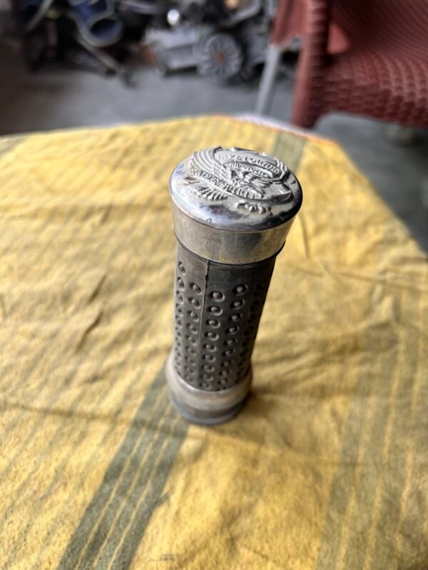 Antique Silver & Rubber Motorcycle Throttle Grip Set – Vintage-Style Accelerator Handles (22 mm)