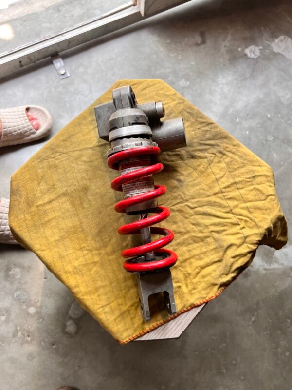 Yamaha YZF‑R6 OEM Rear Shock Absorber Suspension – 2011, 2012, 2013 Models (Part #13S‑22210‑A2‑00) - Image 4
